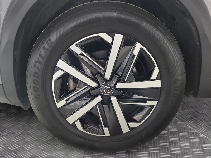 Peugeot e-2008 vaihtoauto