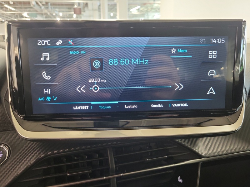 Peugeot e-2008 vaihtoauto