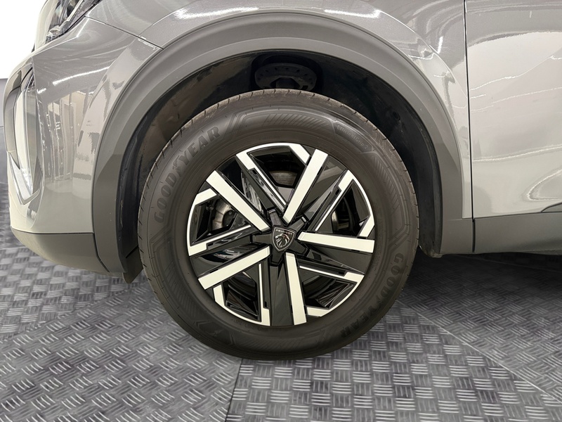 Peugeot e-2008 vaihtoauto