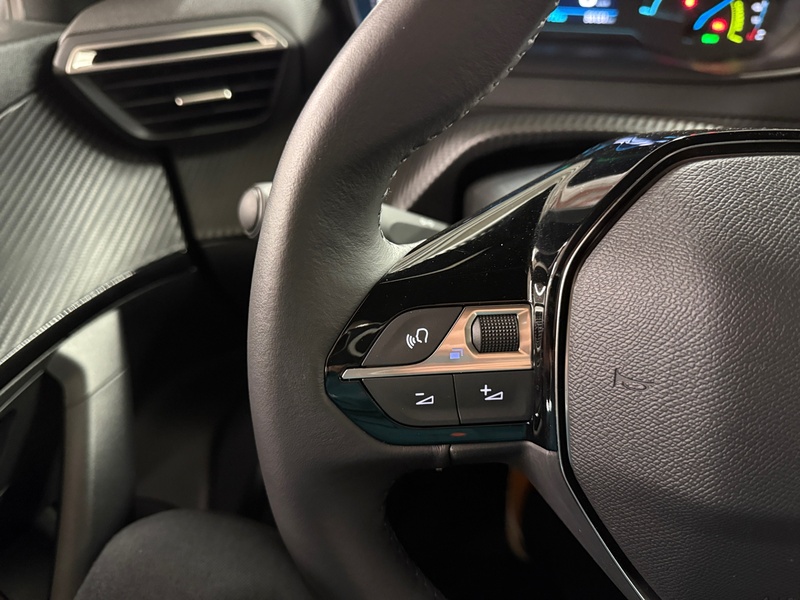 Peugeot e-2008 vaihtoauto