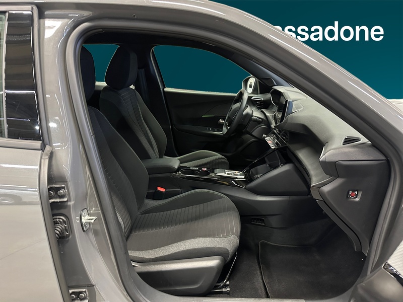 Peugeot e-2008 vaihtoauto