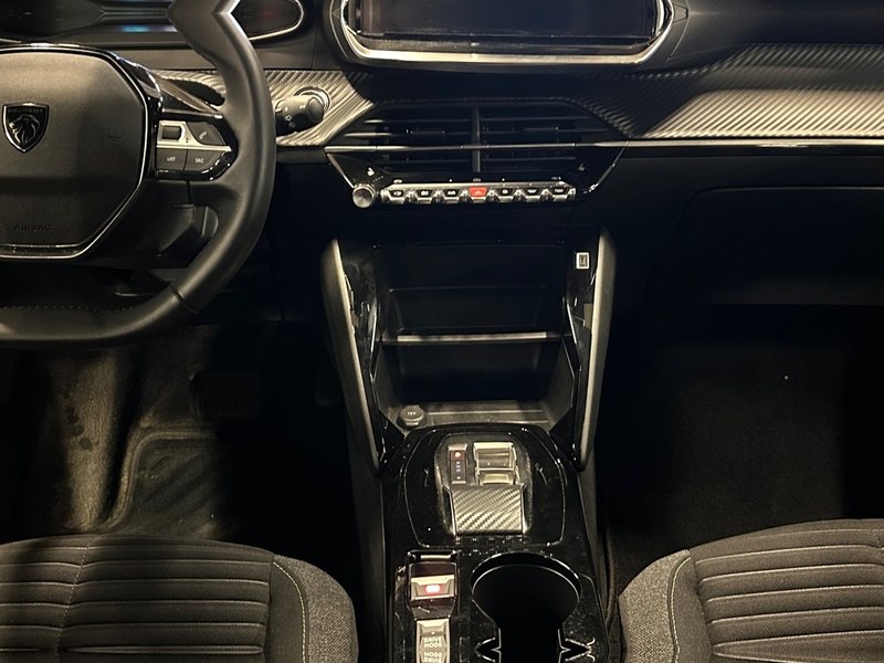 Peugeot e-2008 vaihtoauto