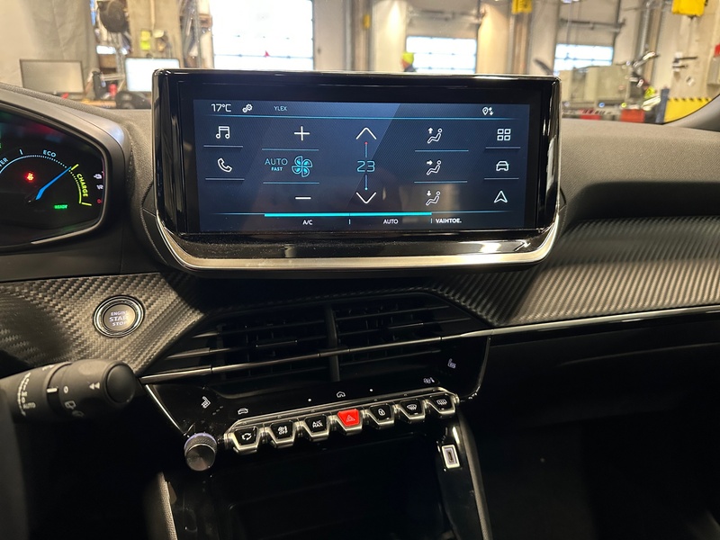 Peugeot e-2008 vaihtoauto