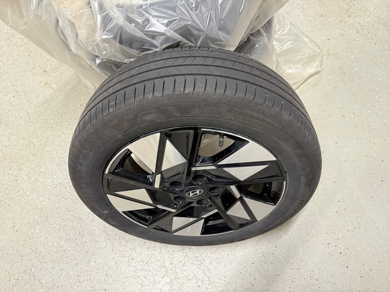 Hyundai KONA Hybrid vaihtoauto