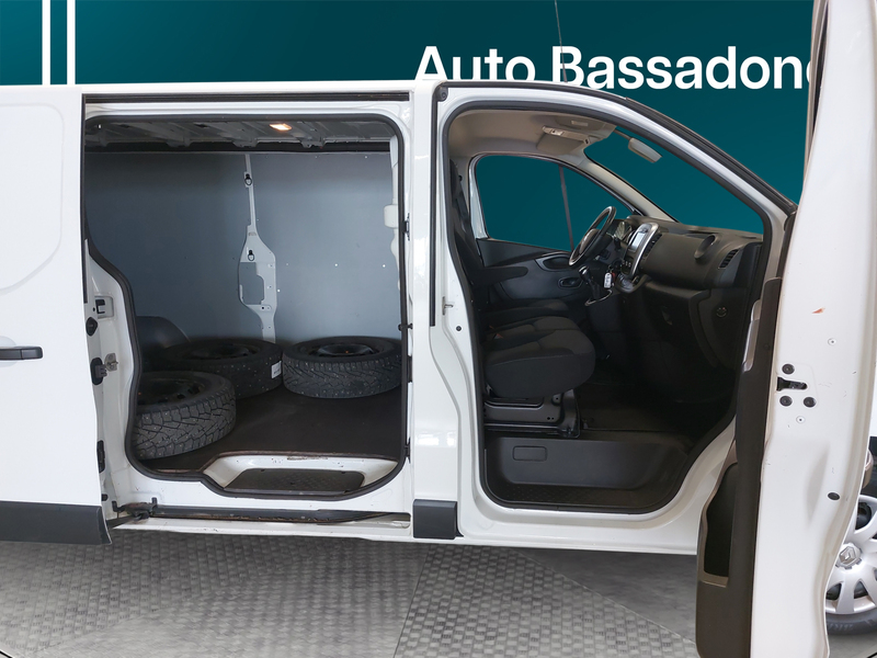 Renault Trafic vaihtoauto