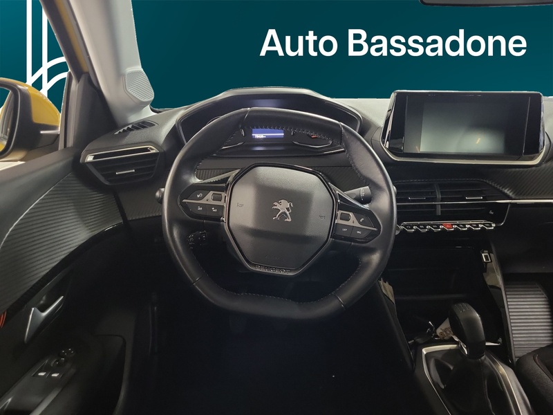 Peugeot 208 vaihtoauto