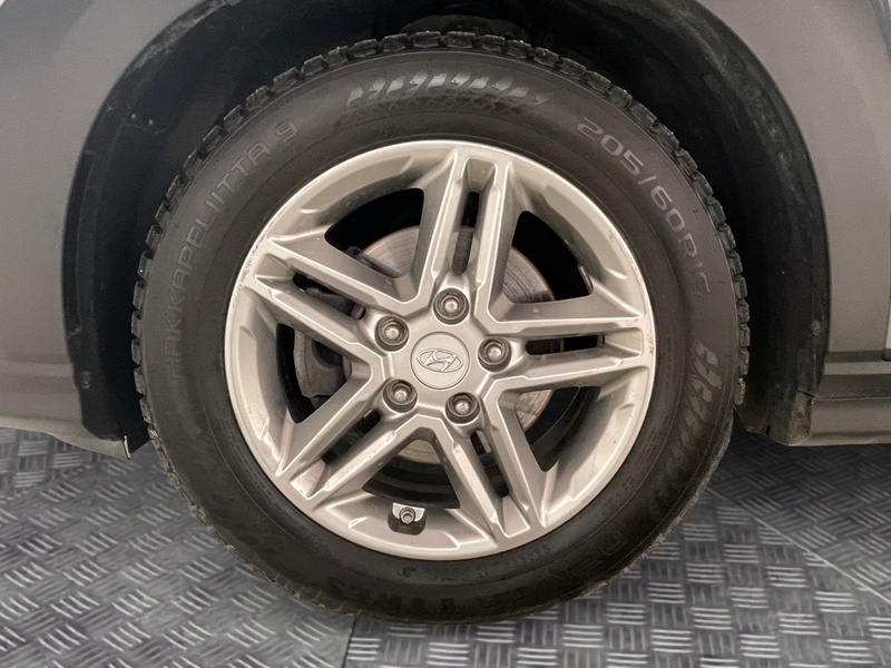 Hyundai Kona vaihtoauto