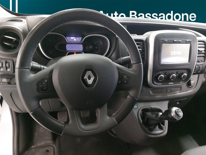 Renault Trafic vaihtoauto