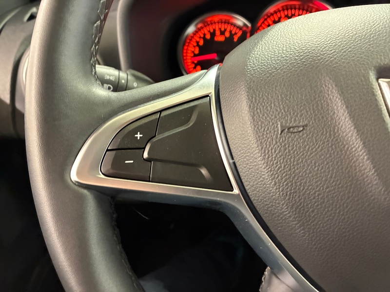 Dacia Sandero vaihtoauto