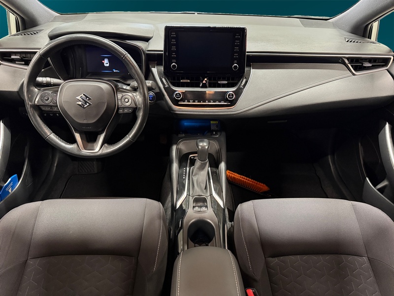 Suzuki Swace vaihtoauto