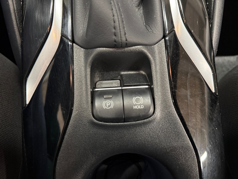 Suzuki Swace vaihtoauto