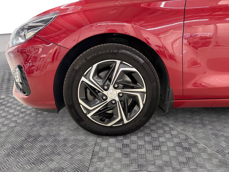 Hyundai i30 Hatchback vaihtoauto