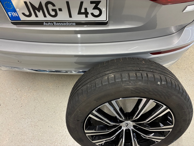 Volvo XC60 vaihtoauto