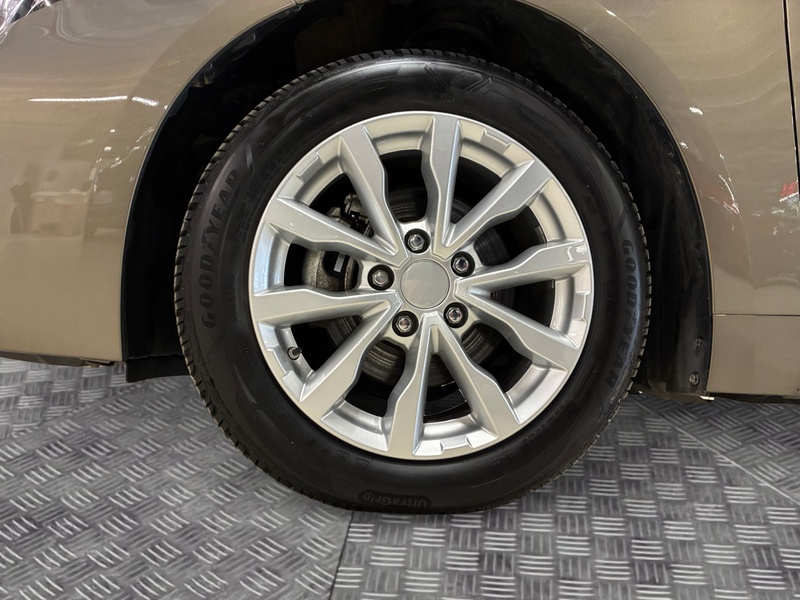 Suzuki Swace vaihtoauto