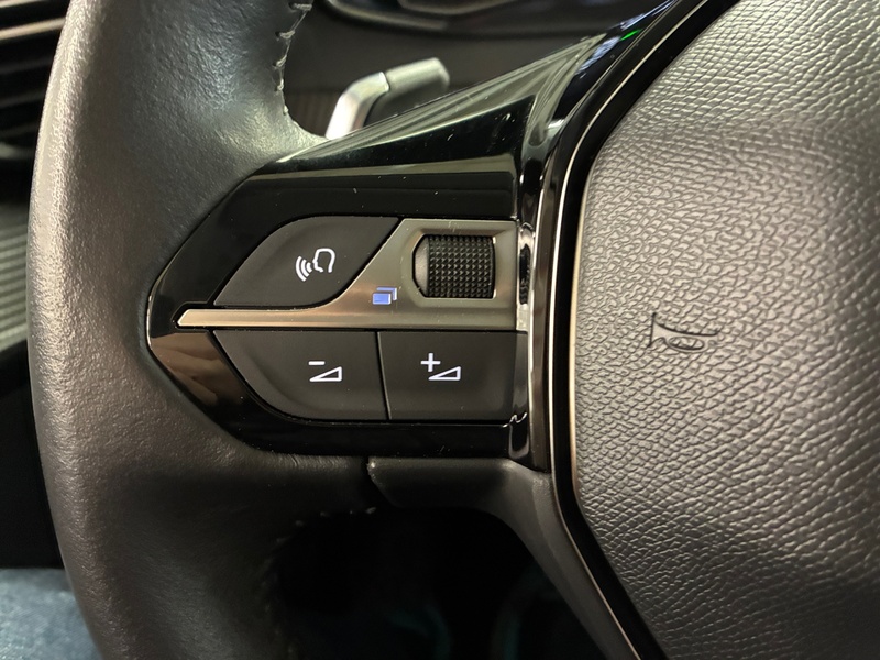 Peugeot 208 vaihtoauto