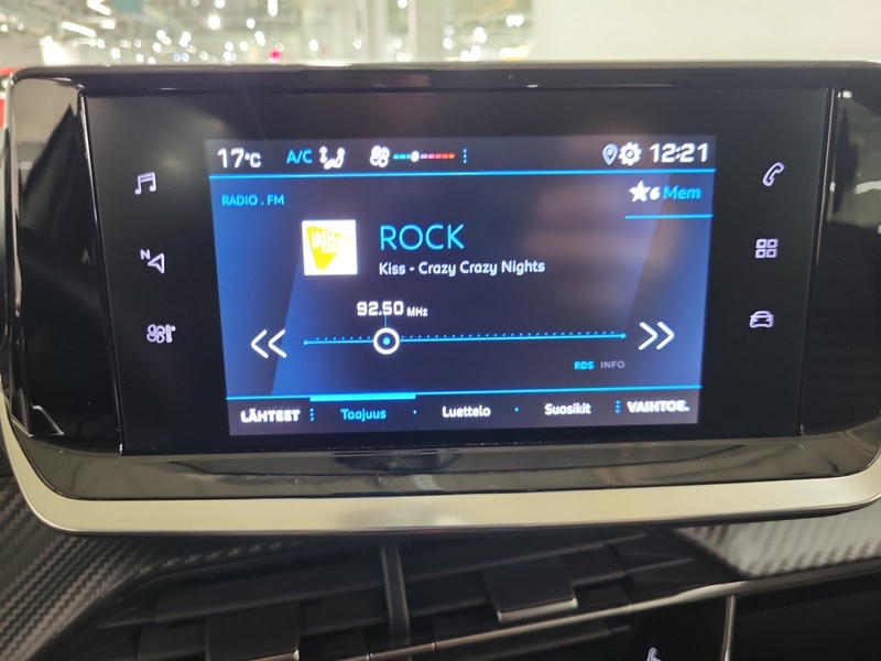 Peugeot 208 vaihtoauto