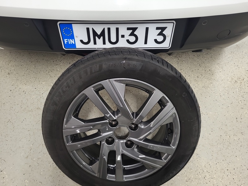 Peugeot 208 vaihtoauto