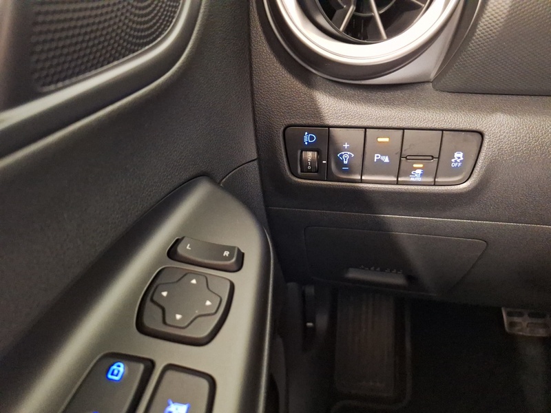 Hyundai Kona vaihtoauto