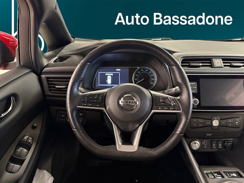 Nissan Leaf vaihtoauto