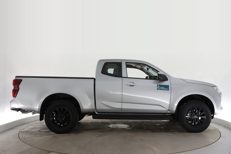 Isuzu D-Max vaihtoauto