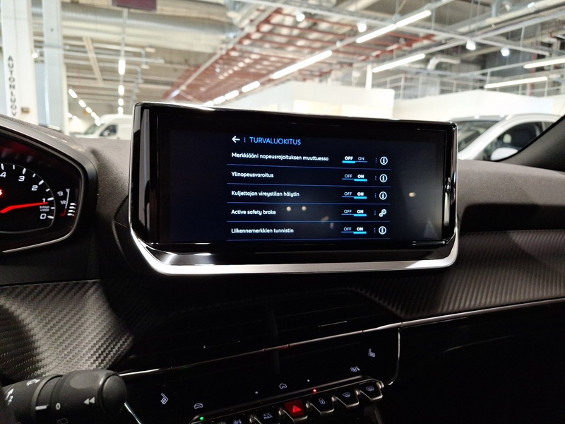 Peugeot 2008 vaihtoauto