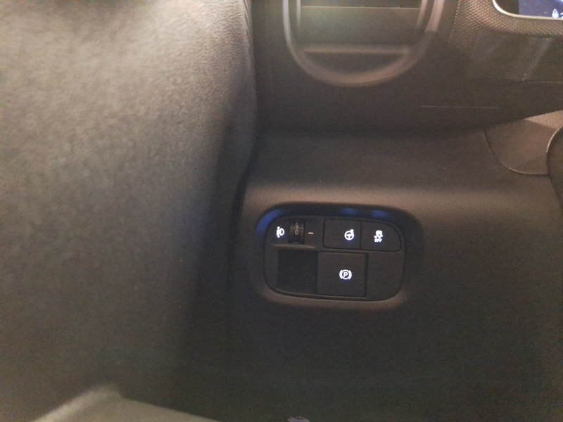 Hyundai INSTER vaihtoauto