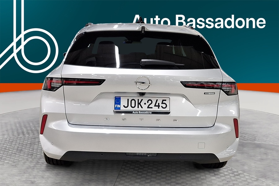 Opel Astra vaihtoauto