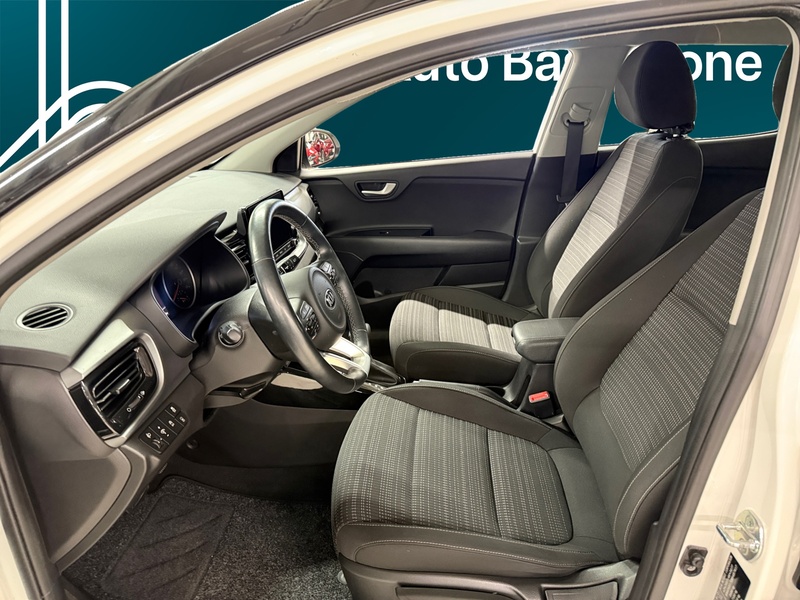 Kia Stonic vaihtoauto