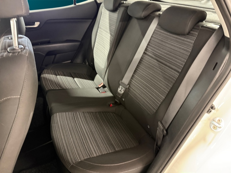 Kia Stonic vaihtoauto