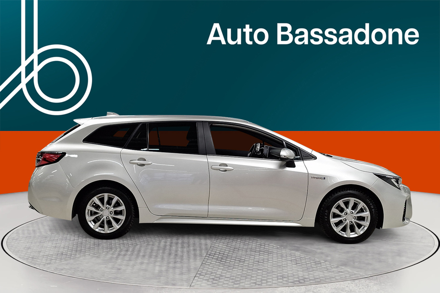 Suzuki Swace vaihtoauto