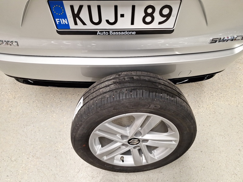 Suzuki Swace vaihtoauto