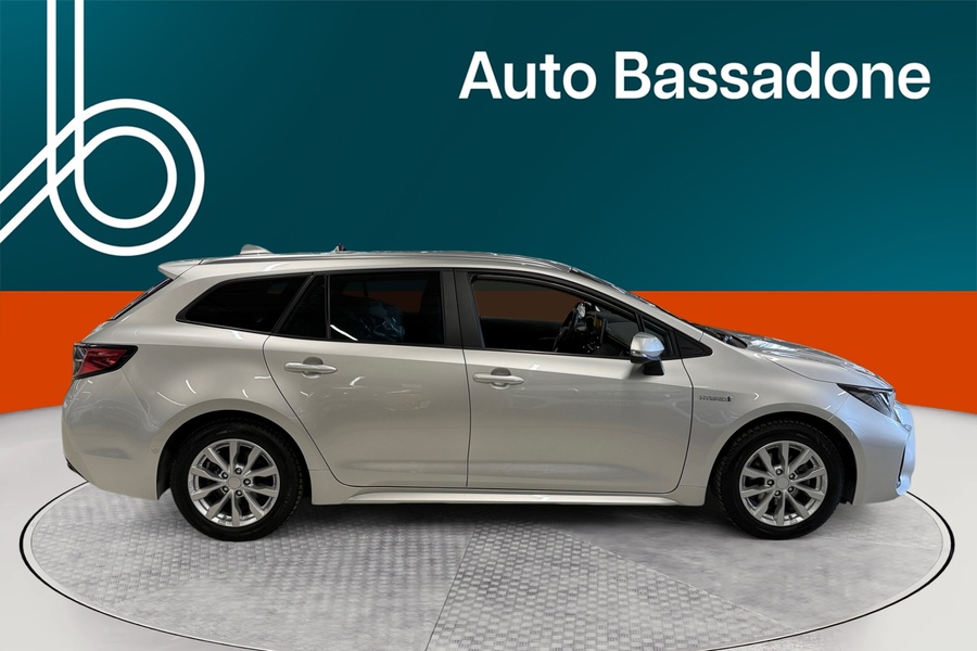 Suzuki Swace vaihtoauto