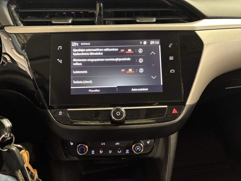 Opel Corsa vaihtoauto