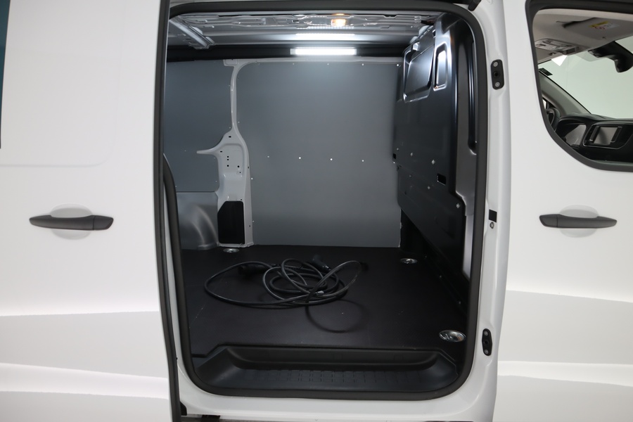 Opel Vivaro-e vaihtoauto