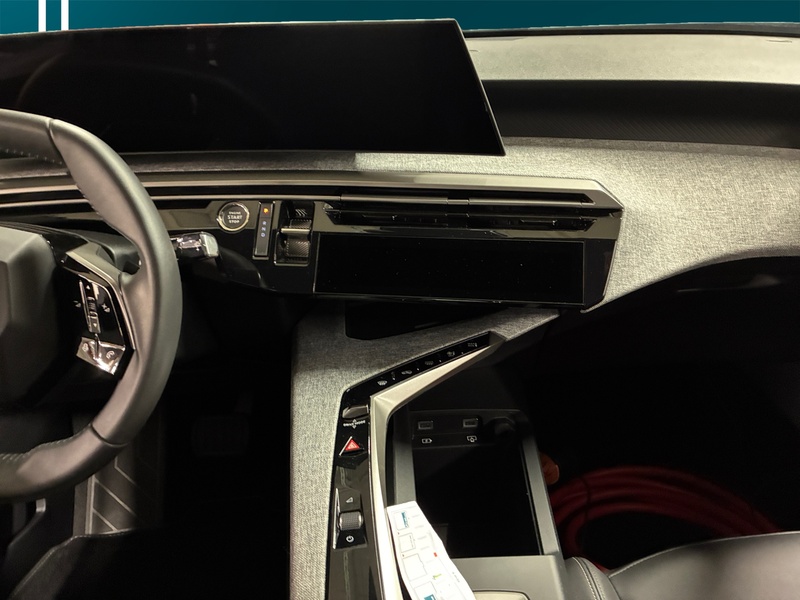 Peugeot E-3008 vaihtoauto