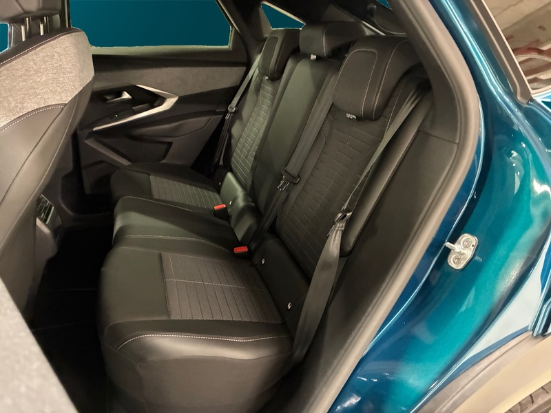 Peugeot E-3008 vaihtoauto