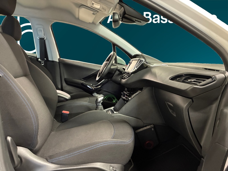 Peugeot 208 vaihtoauto