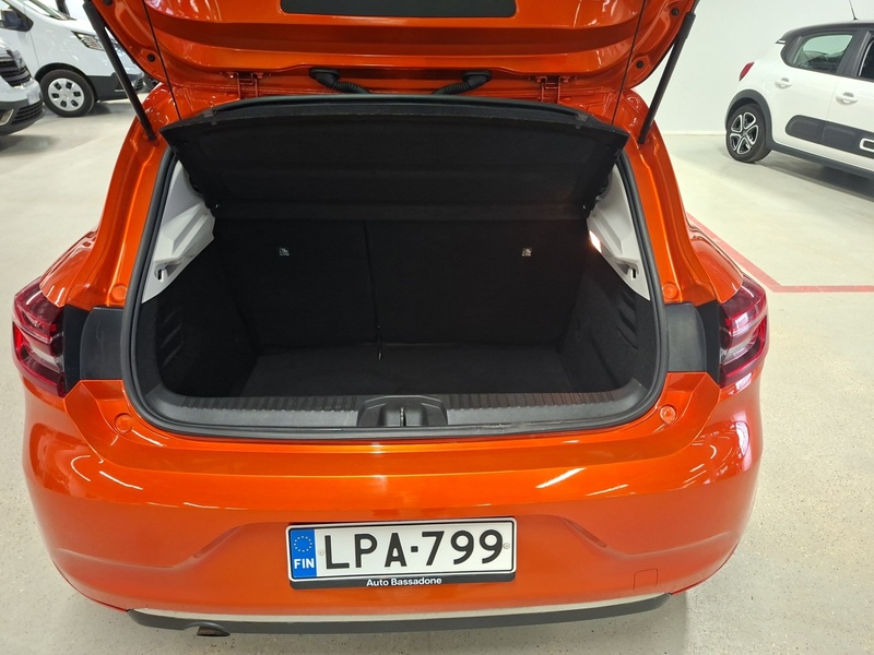 Renault Clio vaihtoauto