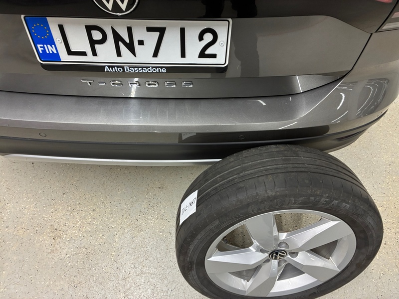 Volkswagen T-Cross vaihtoauto