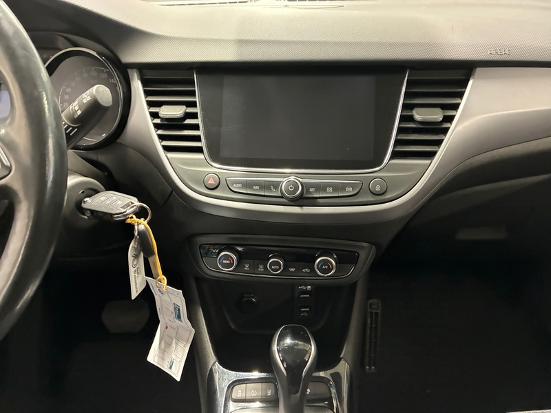 Opel Crossland vaihtoauto