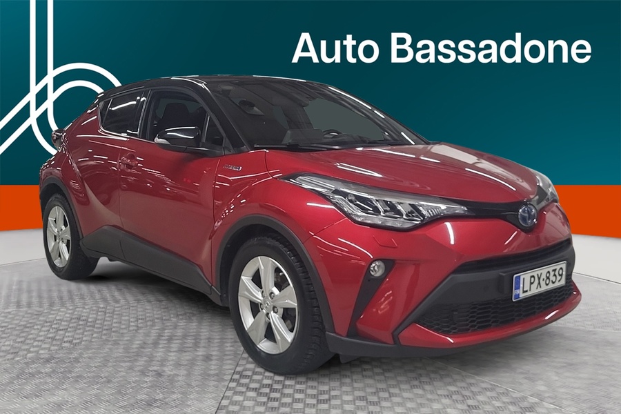 Toyota C-HR vaihtoauto