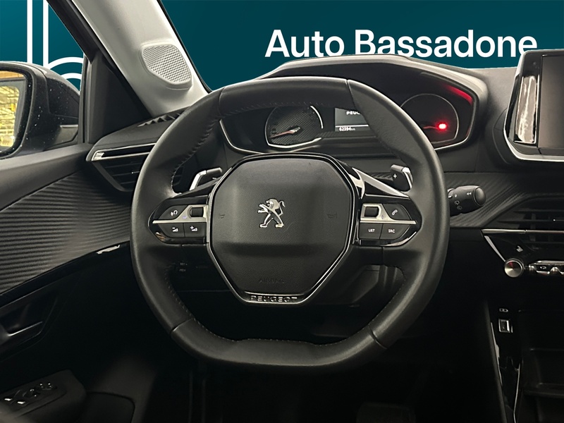 Peugeot 208 vaihtoauto