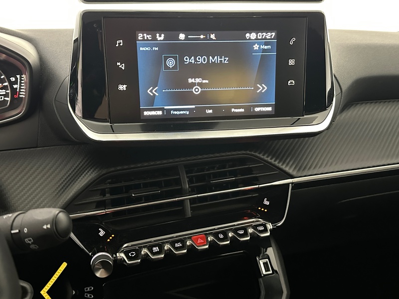 Peugeot 208 vaihtoauto