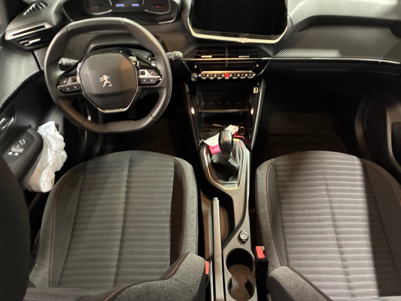 Peugeot 208 vaihtoauto