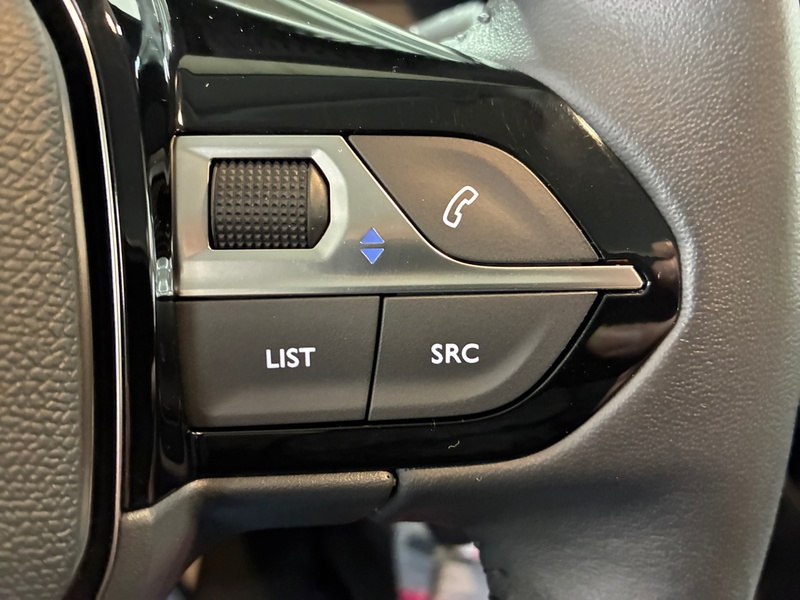 Peugeot 208 vaihtoauto