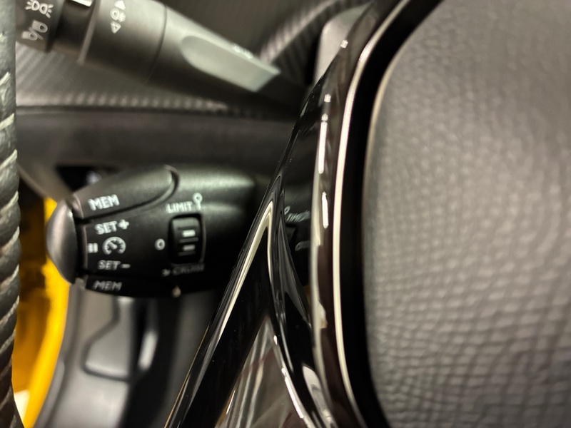 Peugeot 208 vaihtoauto