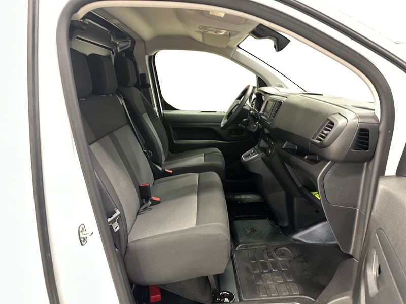 Peugeot e-Expert vaihtoauto