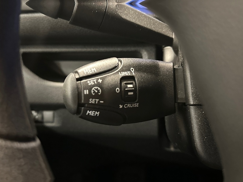 Peugeot e-Expert vaihtoauto