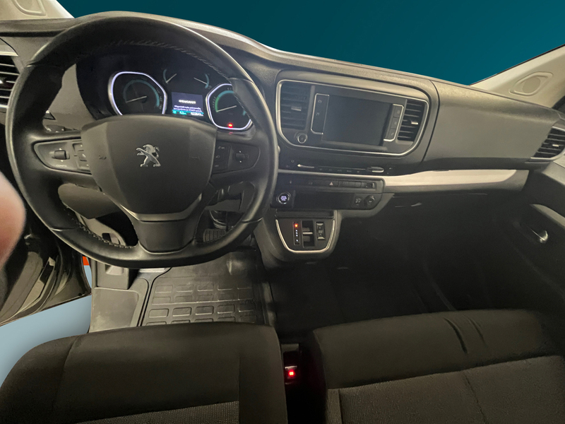 Peugeot e-Expert vaihtoauto