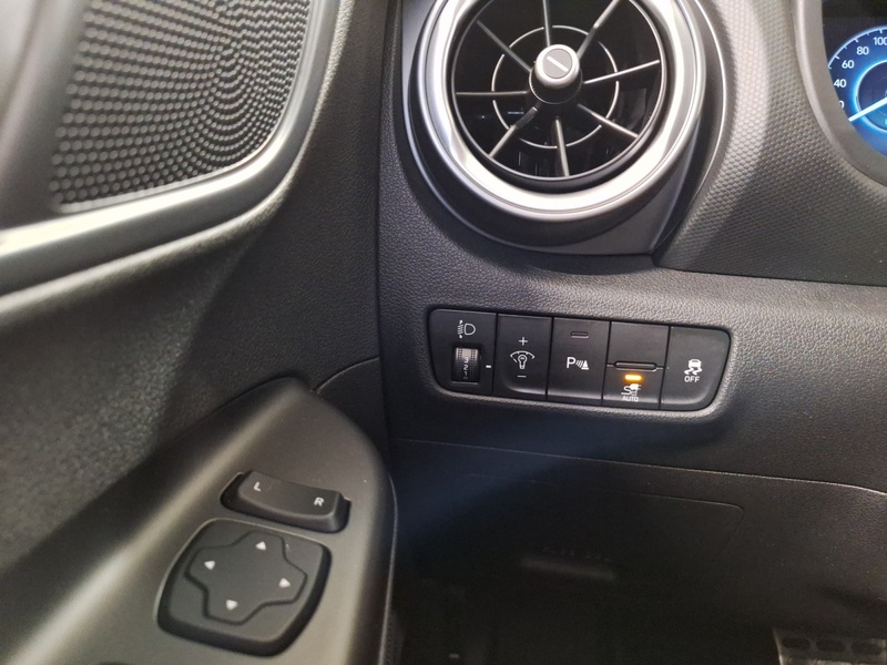 Hyundai Kona vaihtoauto